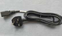 Kabel zasilający Foxconn Type-G GBUK FM-026A 250V/10A o długości 1,8M.