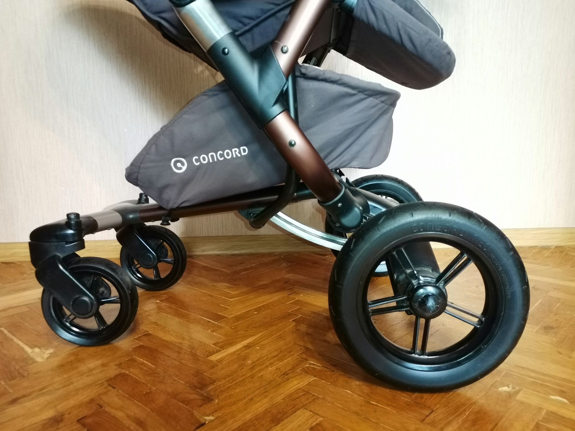 Дитячий візочок Concord neo