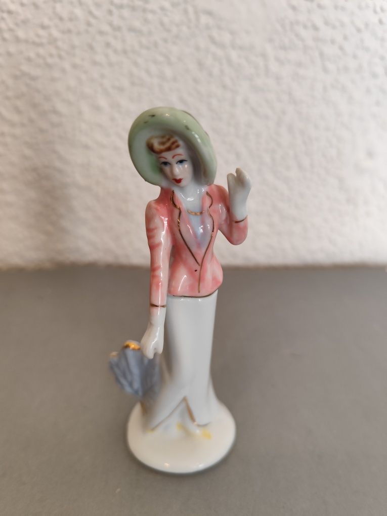 Figurka porcelanowa vintage retro prl