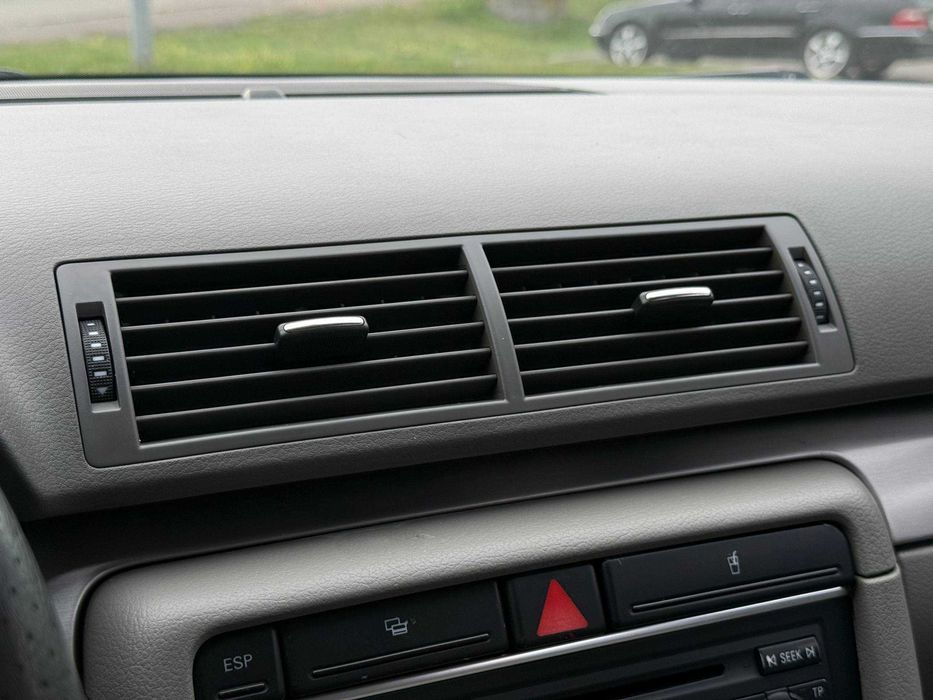 AvtoReal Audi A4 B7 2005
