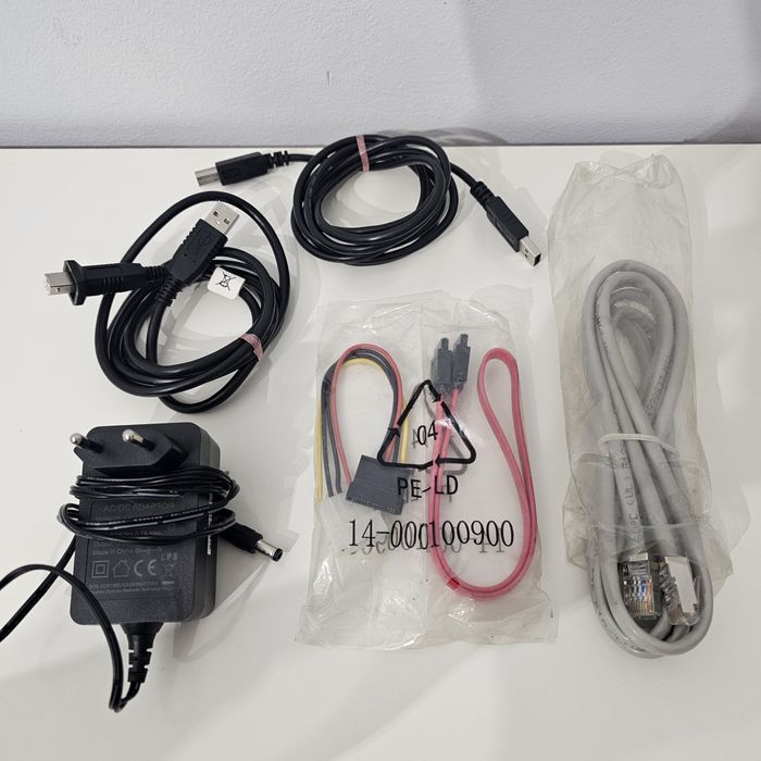 Zestaw kabli różnego rodzaju