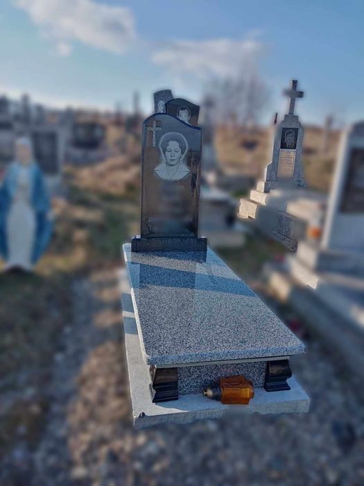 Пам'ятник дешево, опт