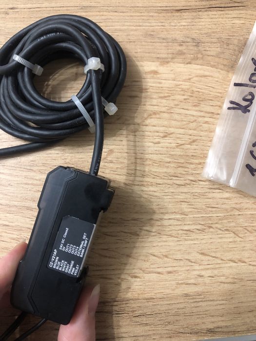 Nowy wzmacniacz Keyence CZ-V21AP – oryginalny, nowy