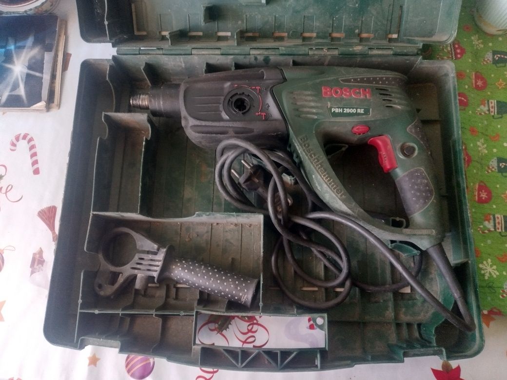 ПерфораторBOSCH PBH 2900 RE BOSCHHAMMER  730 Watt.  Made in Germany.