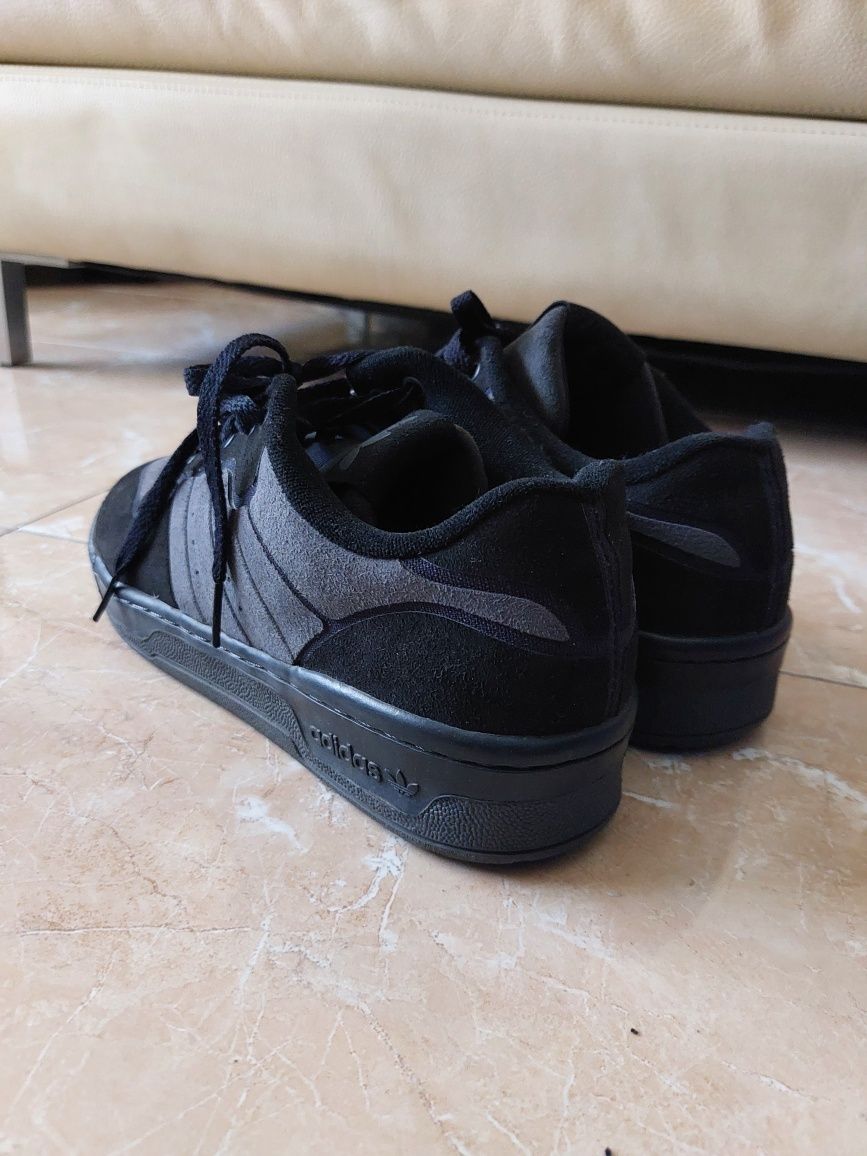 Adidas Rivalry Low
