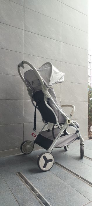 Прогулочна коляска Dearest