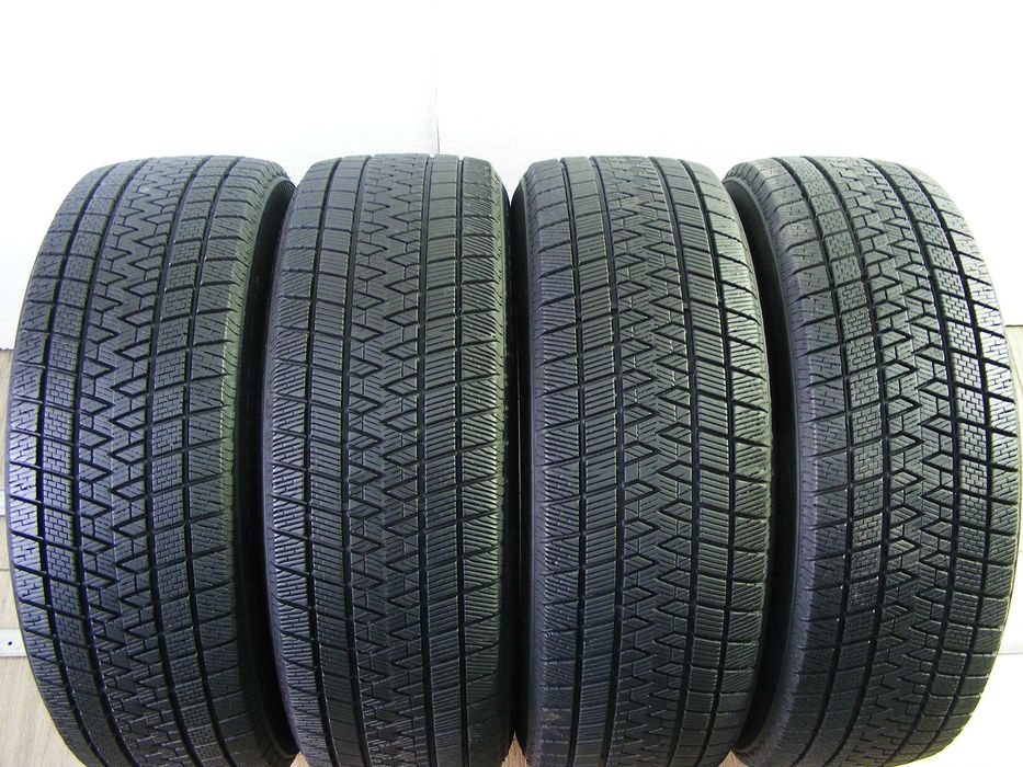 Зимова гума 225/55/18 -4 шт.Gripmax Winter Stature