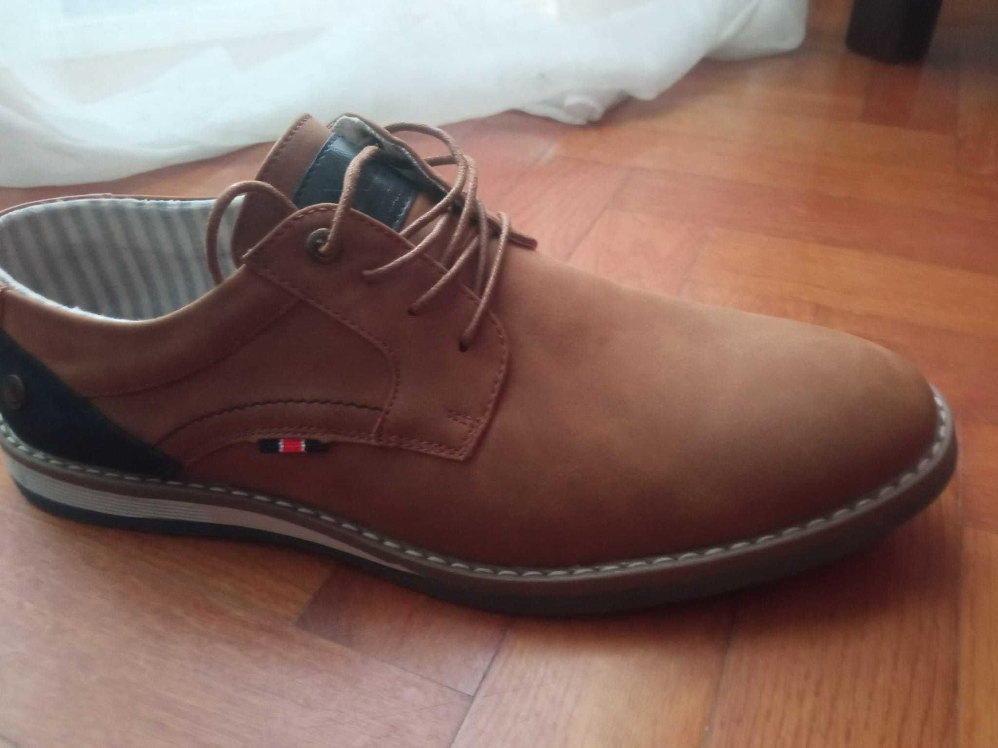 Sapatos clássicos