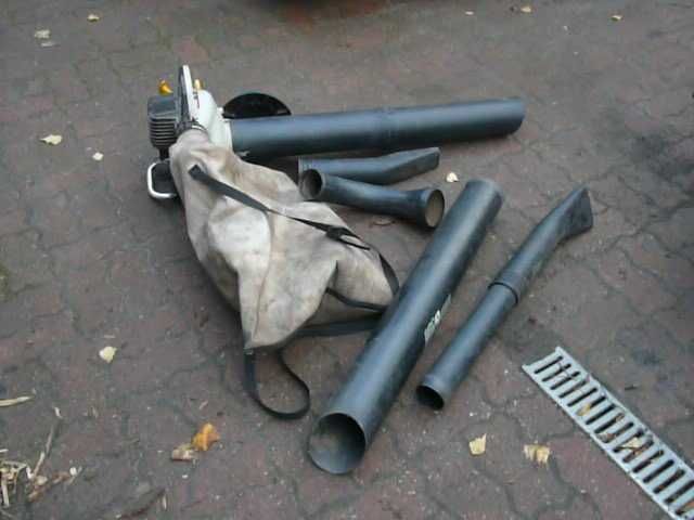 Dmuchawa+Odkurzacz do liści RYOBI PBF-30 Uszkodzona na części