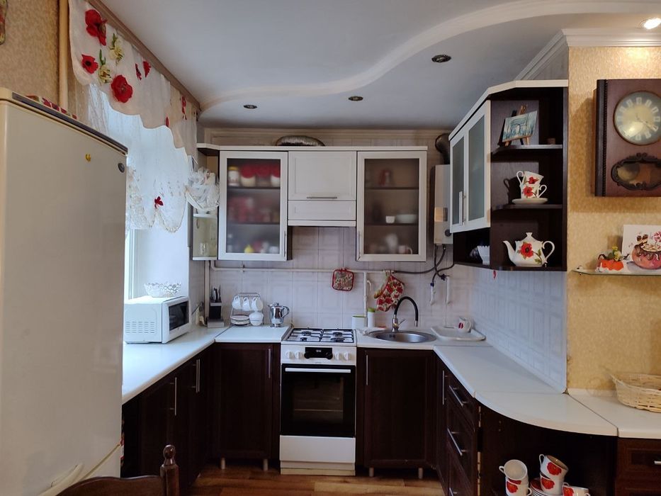 Оренда 1 кім кухня студіо  та окрема спальня Винники Львів