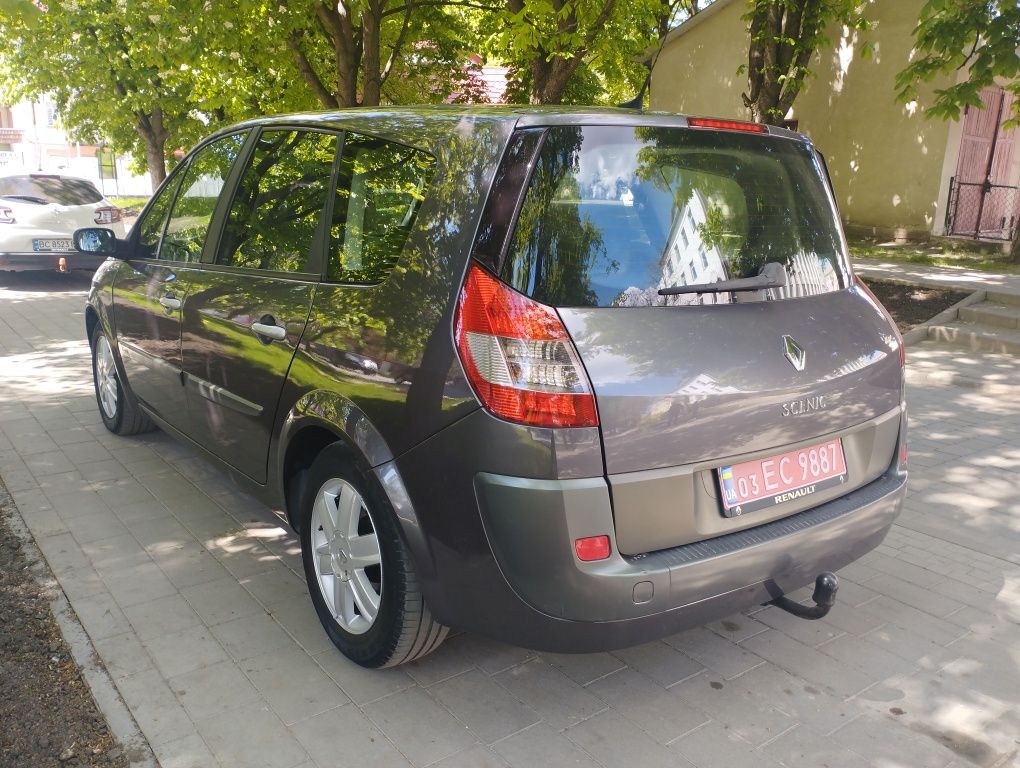 Renault Grand Scenic 2