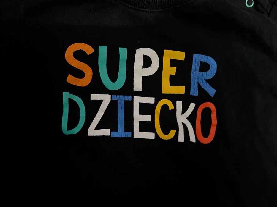 86 Bluzka długi rękaw z napisem super dziecko