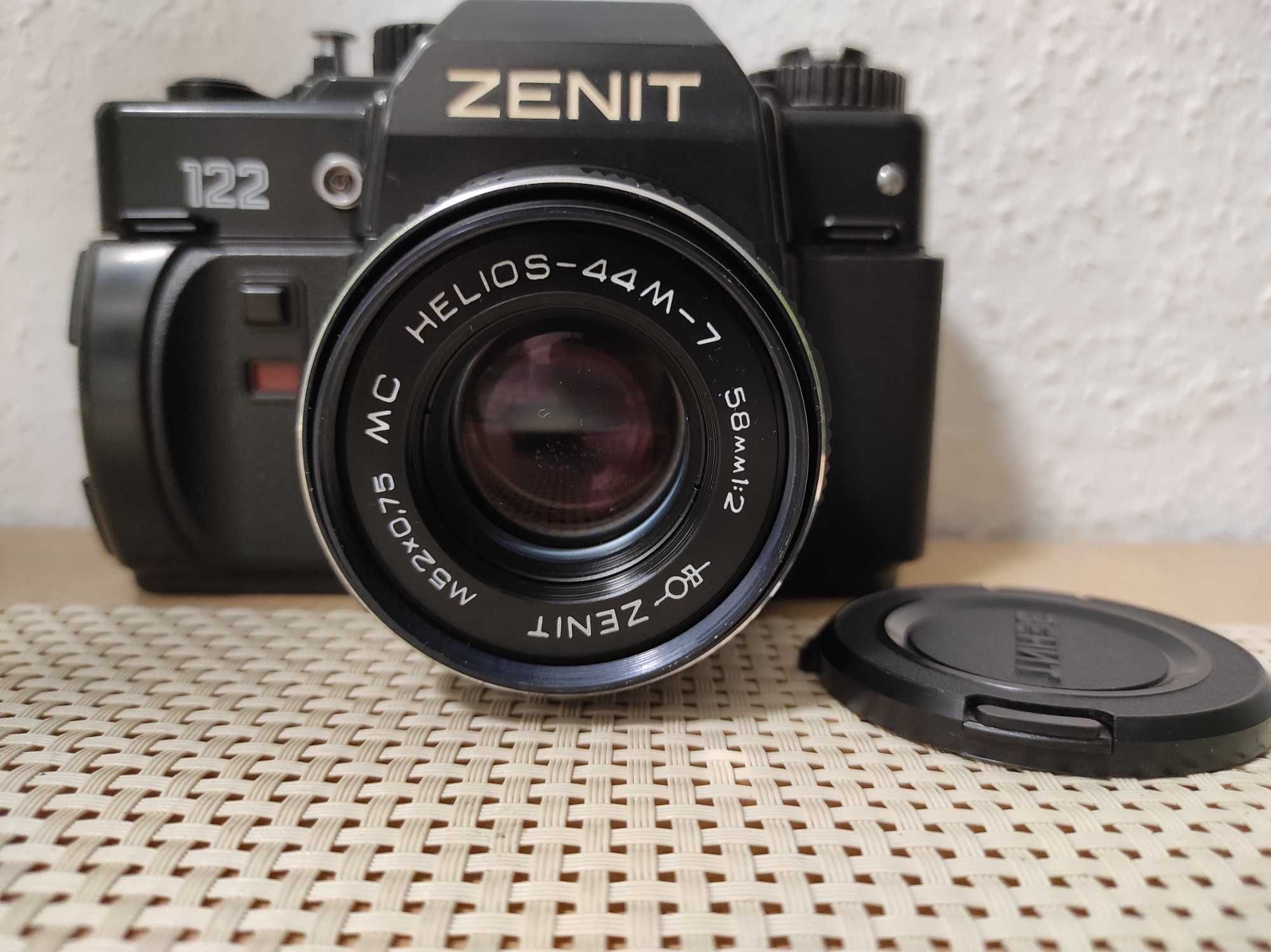 Aparat fotograficzny Zenit 122 komplet z obiektywem