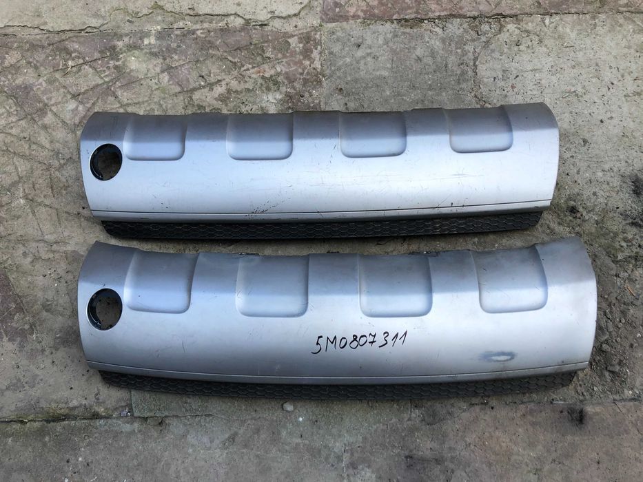 Накладка заднього бампера VW Golf 5 plus cross 5m0807311 В наявності!