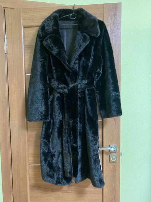 Продам Шубу Эко- Норка