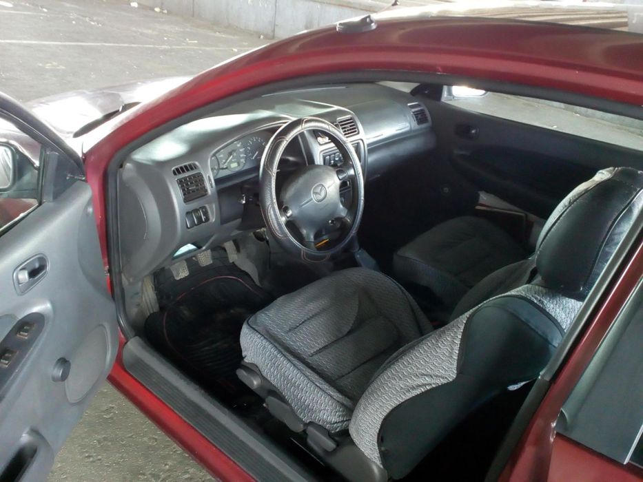 Мазда 323 продам