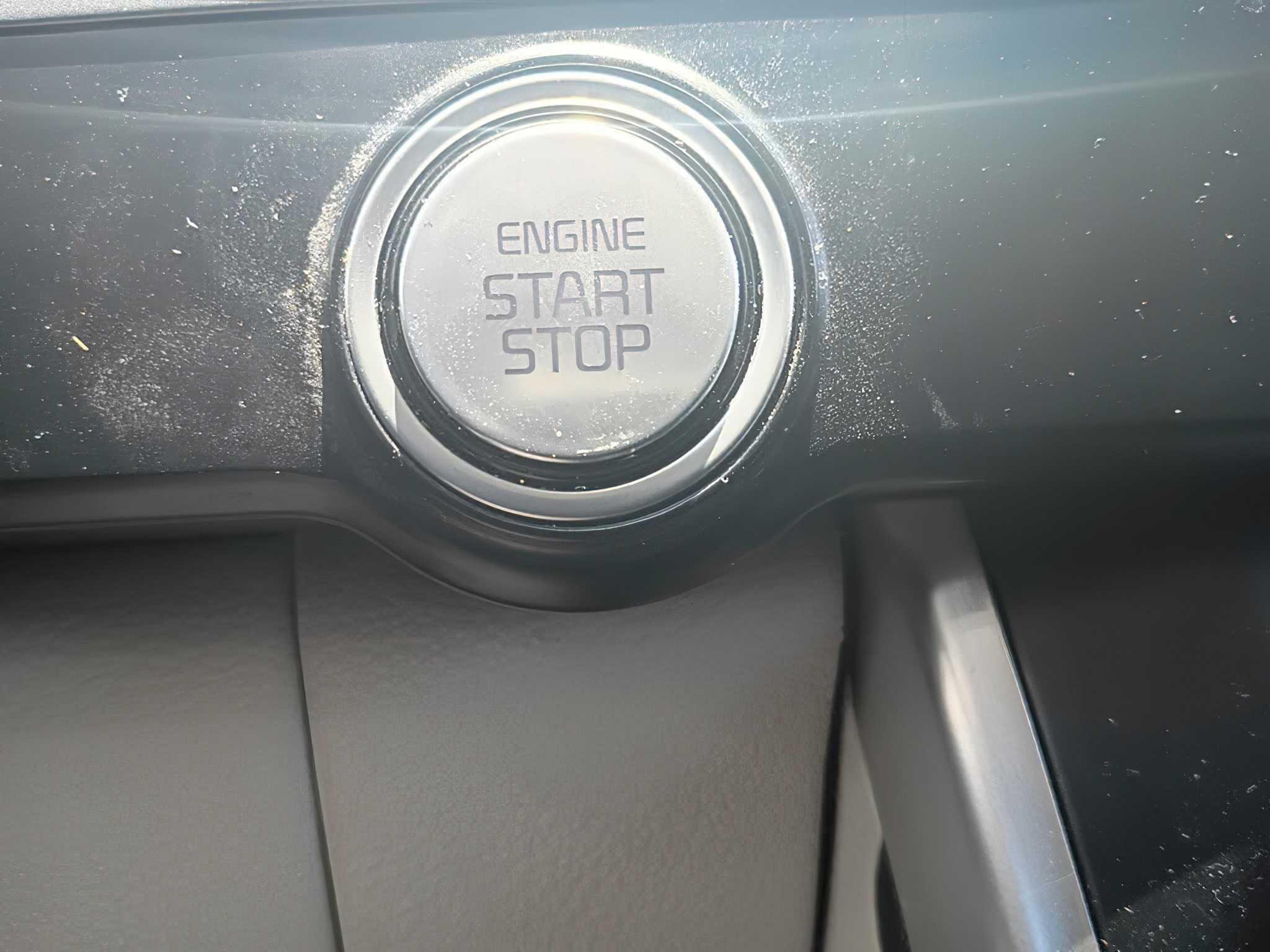 Kia Carnival LX 2022