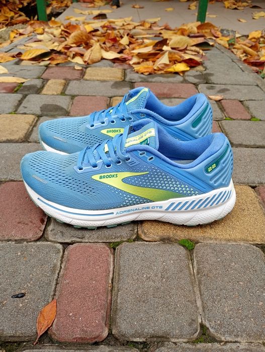Кроссовки Brooks Adrenaline  42 / 42,5