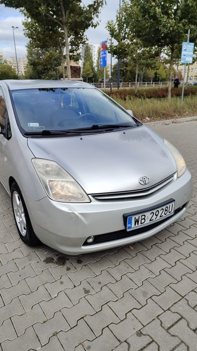 Toyota Prius 2 generacji
