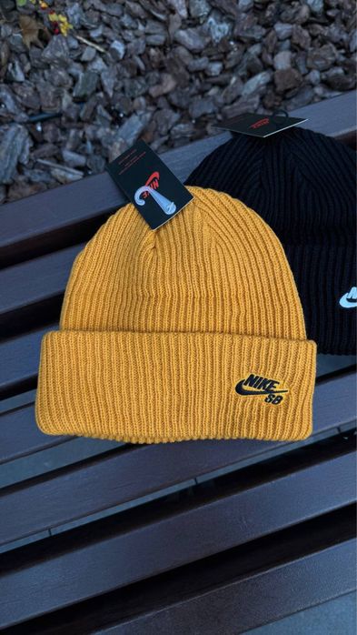 Шапка Nike SB чорна, сіра, біла, оранжева