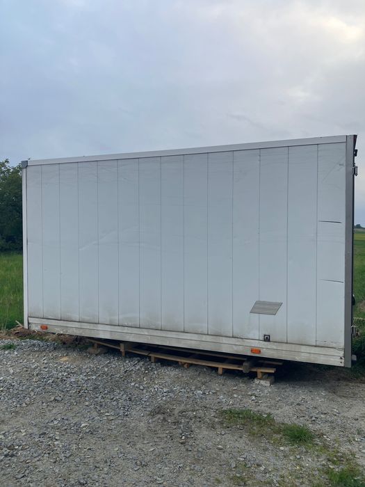 Kontener zabudowa 2018 r 4300 x 2200 x 2300