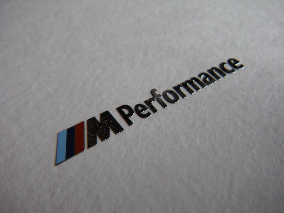 Наклейка Performance металлическая BMW E39 E46 E70 E90 F10 F15 F30 БМВ
