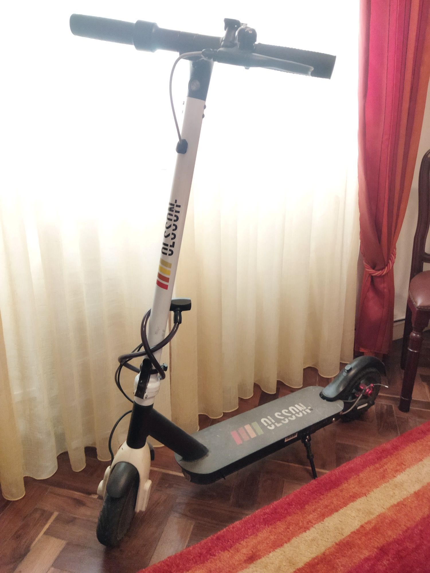 Trotinete OLSSON Elétrica Como Nova
