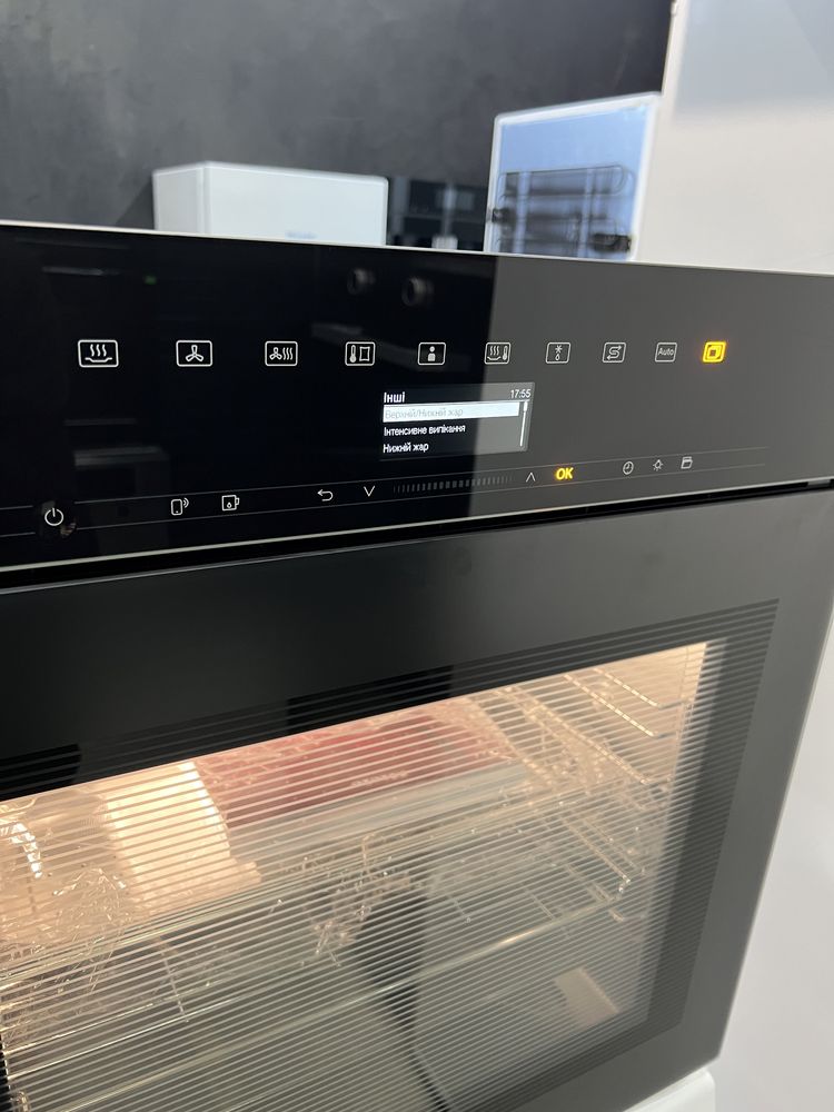 Духовка-Пароварка фірми Miele DGC7460 HCX Pro ( Нова 2025 рік)