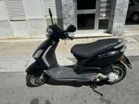 Piaggio Fly  Scooter