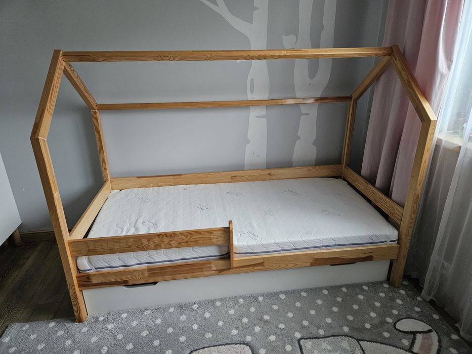Łóżko domek 180x80 z szufladą i materacem