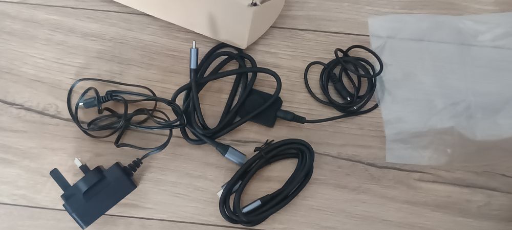 Przełącznik Kvm dwa monitory stacja dokująca USB-C CMSTEDCD SW525