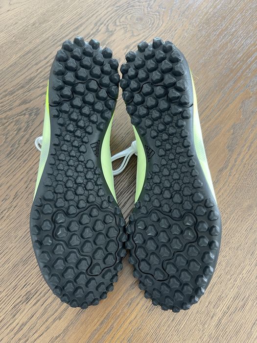 Chuteiras / Botas / Sapatilhas de futebol relva sintética / turf