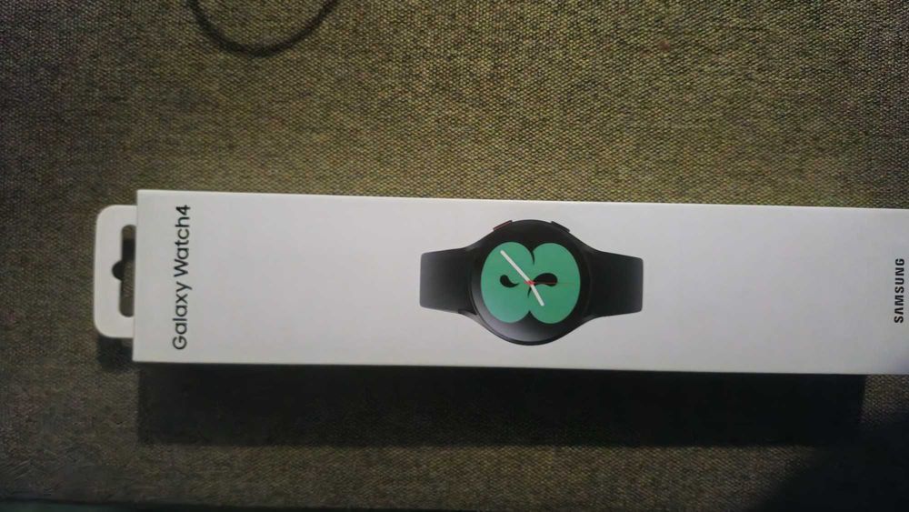 Продам Samsung Watch 4