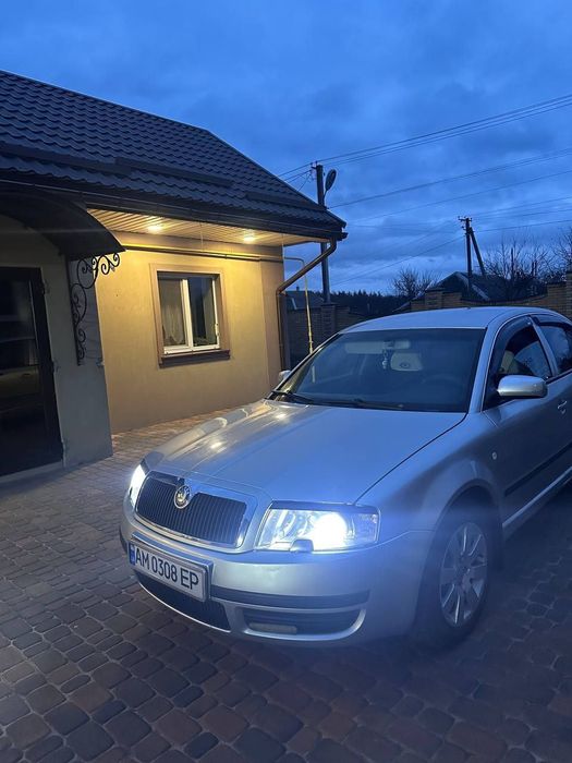 Skoda Superb 2003 р.в.. Газ-бензин.