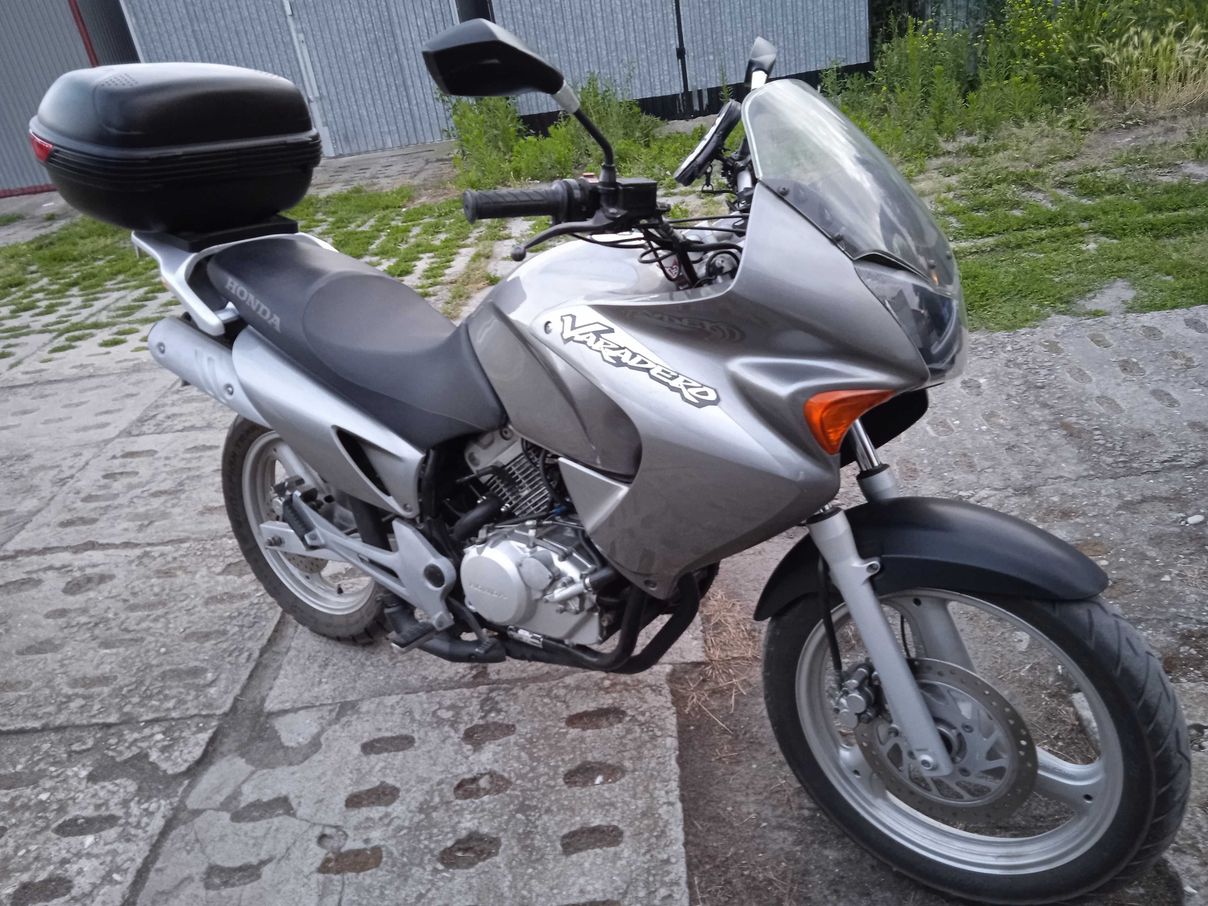 motocykl honda varadero 125cm
