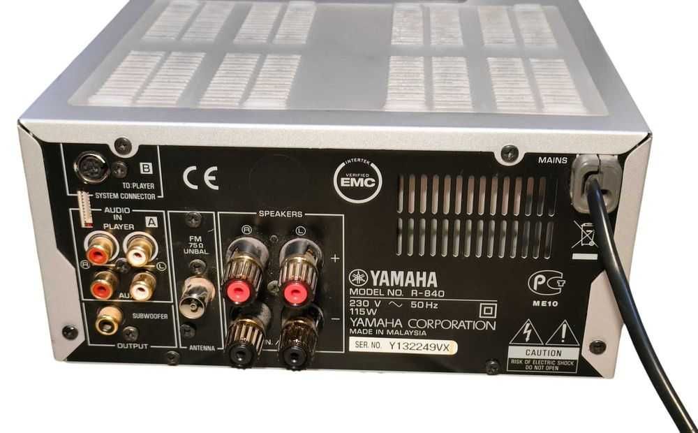 YAMAHA PIANOCRAFT R-840 amplituner stero  Ipod RDS