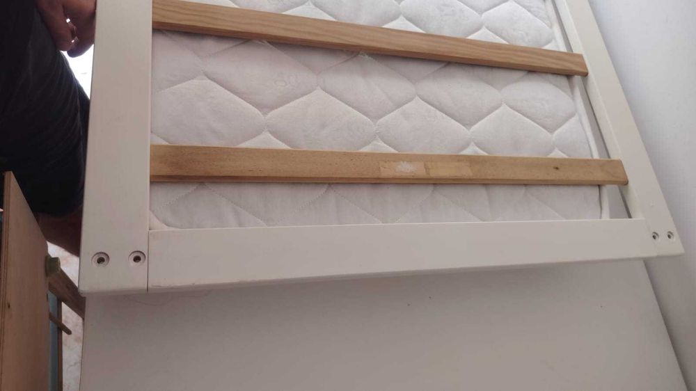Cama tipi da marca Zyppy com colchão