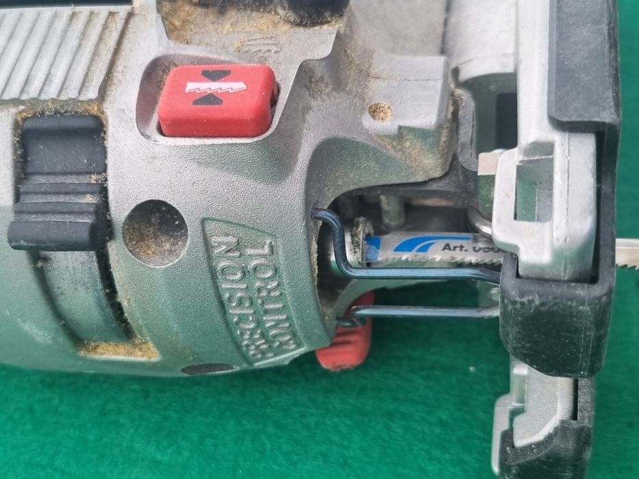 Wyżynarka Bosch GST 135 CE Profesional