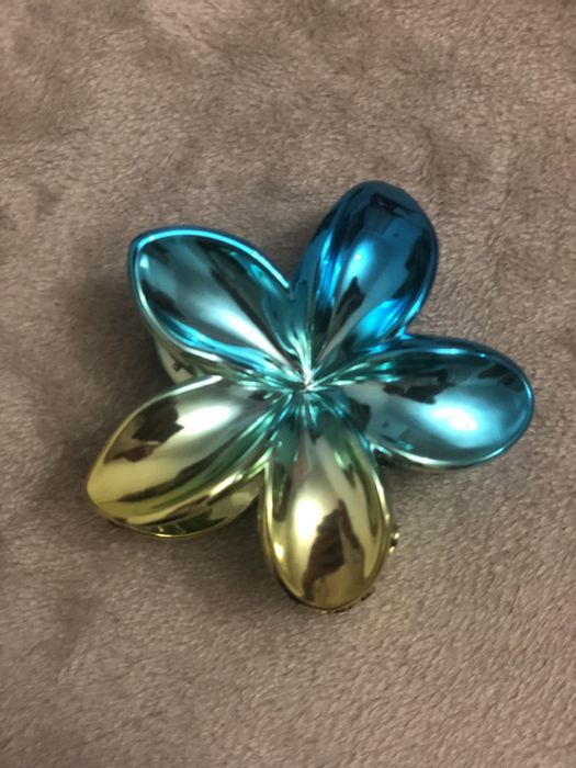 Чудові, якісні заколки!