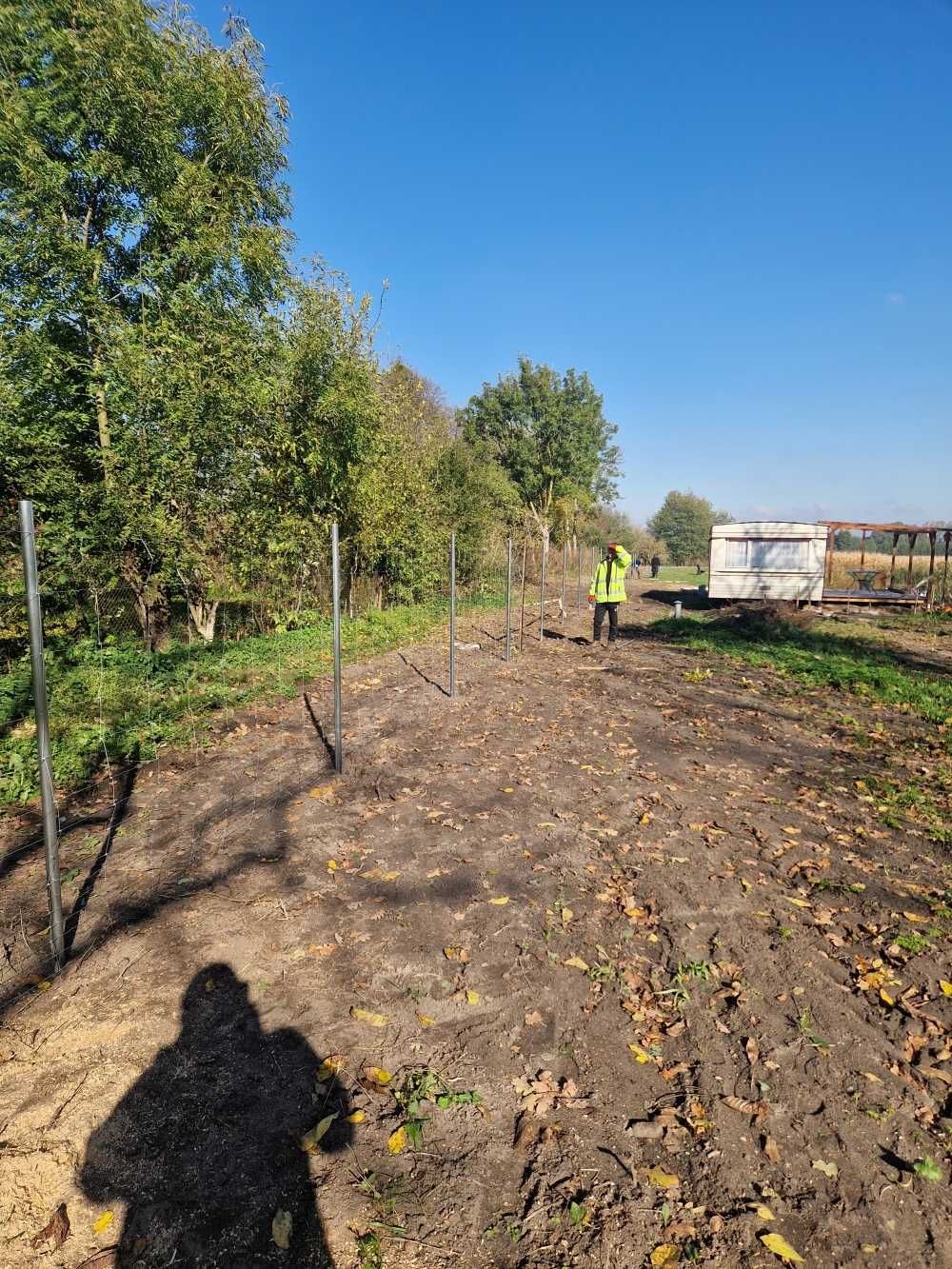 Ogrodzenie Budowlane Metalowe Ocynk słupki + siatka materiał na 50mb