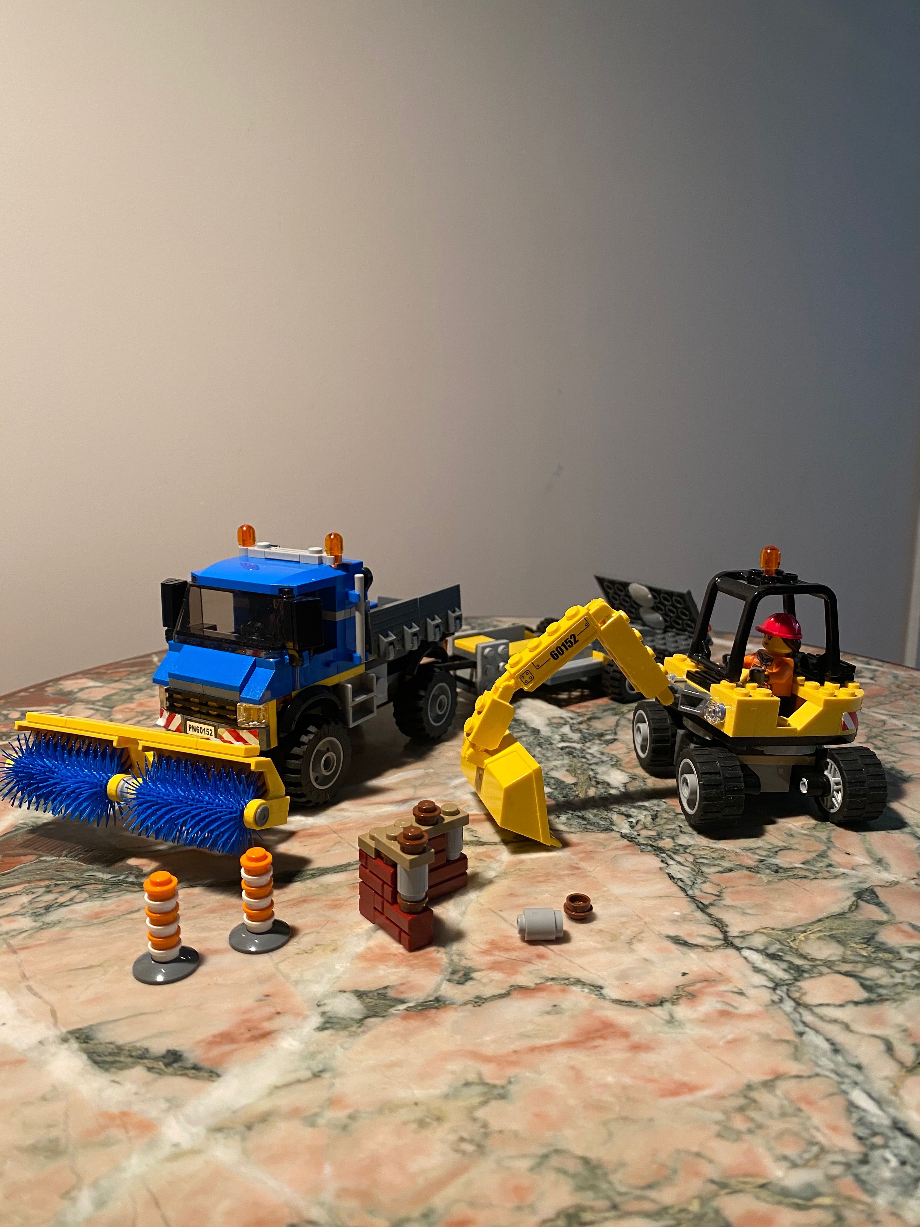 Super zestaw LEGO 60152 Zamiatacz ulic i koparka