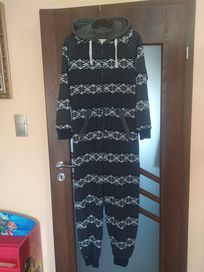 Kombinezon pajac piżama jednocześciowa z kapturem kigurumi r 38 M