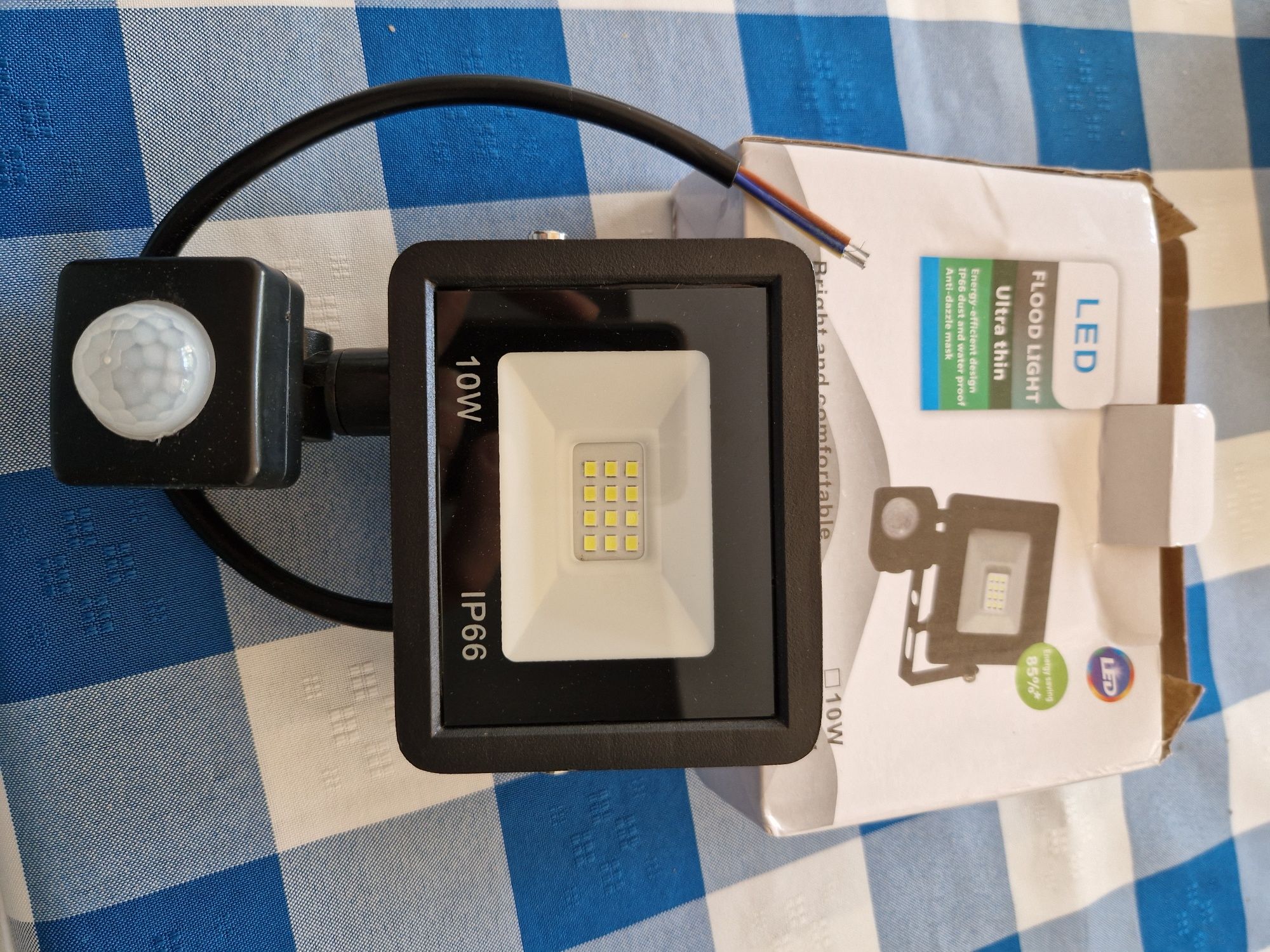 Luz led 10w exterior, com sensor de movimento