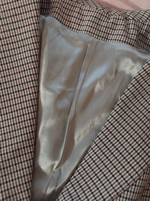 Костюм для дівчат. Спідниця + жилет.