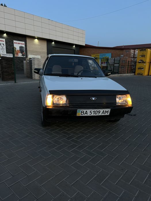 ЗАЗ Таврія 1102.
