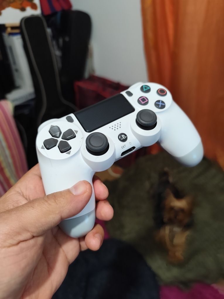 Comando PS4 p/ peças