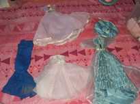 Conjunto de roupas Barbies