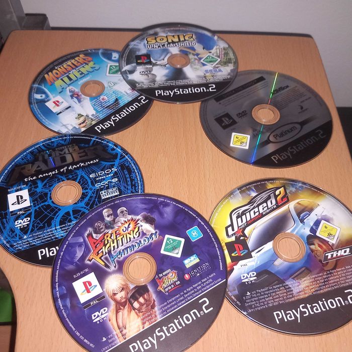 Vendo PS2 com varios jogos a trabalhar