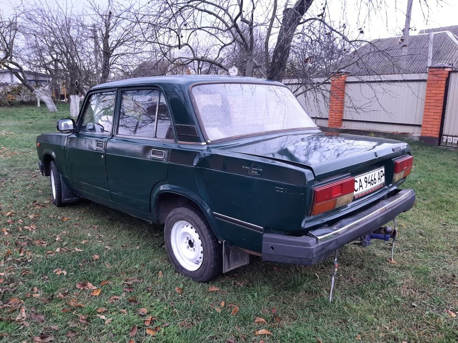 Продам Ваз 2107 бензин