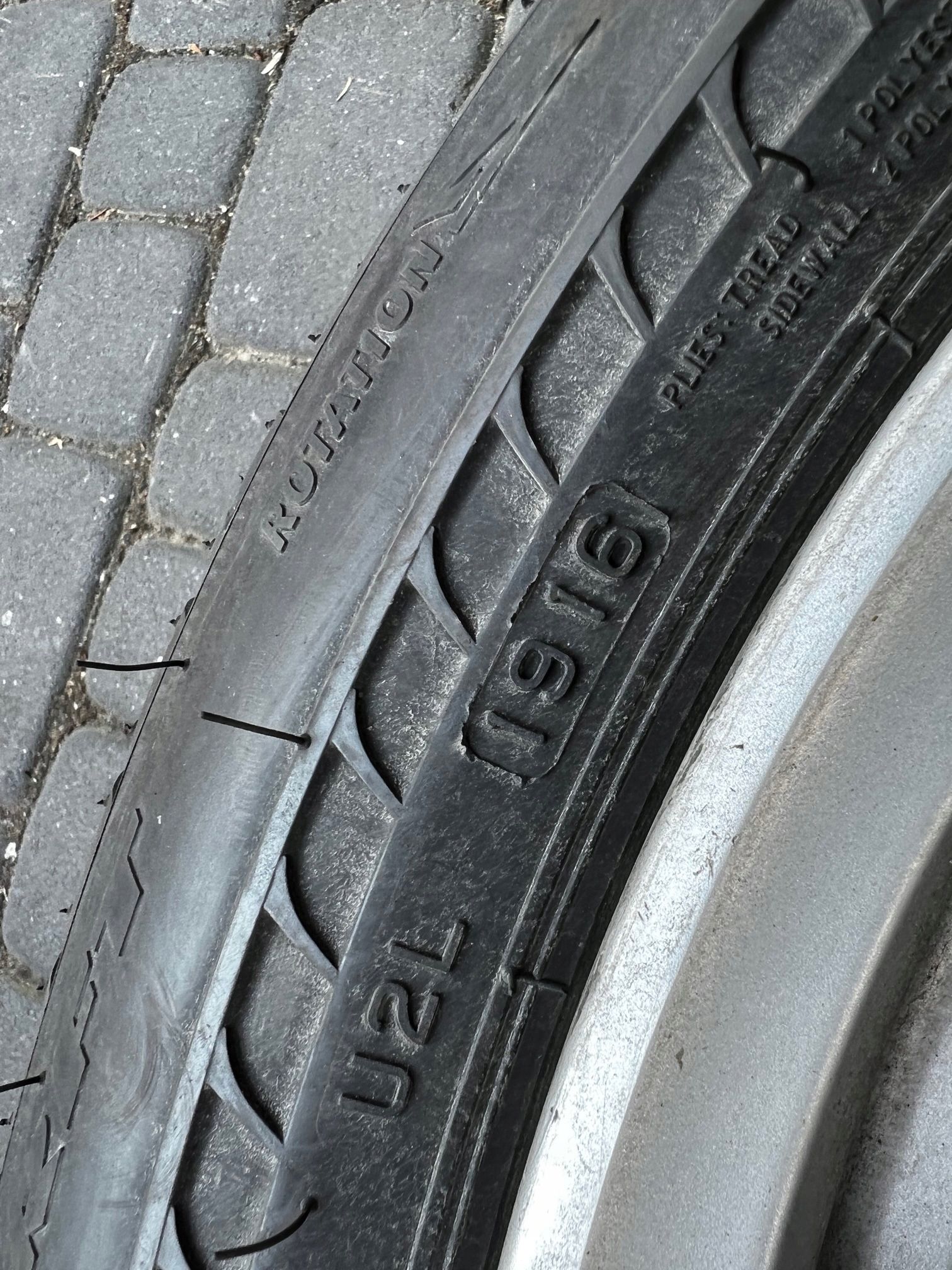 Opony Bridgestone Drive Guard Winter - 225/50/17